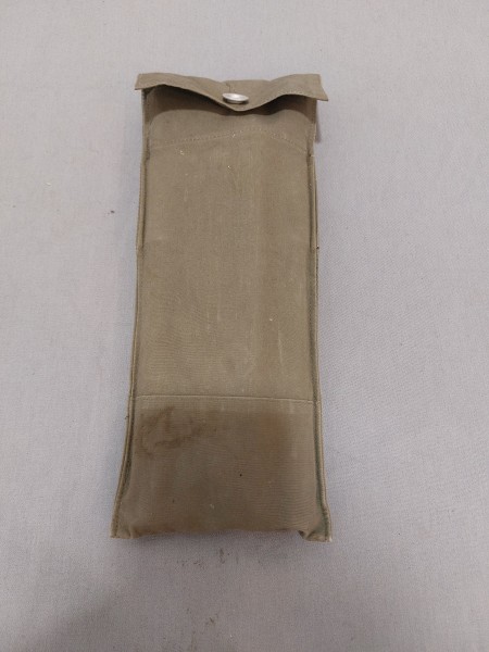 Bundeswehr Zeltbesteck mit Zeltheringen und Zeltstangen - olive Tasche 2Sätze