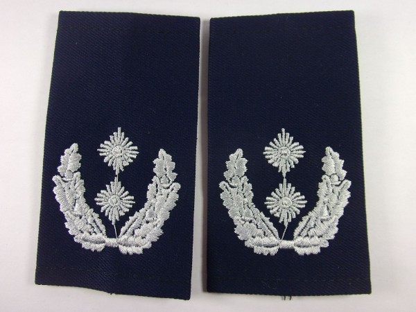 Rangschlaufen Oberstleutnant, weiss auf blau maschinengestickt