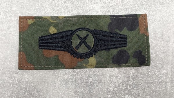 Bundeswehr Tätigkeitsabzeichen Bordsicherungssoldat schwarz auf flecktarn