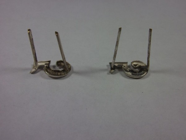 Schulterklappenauflage Zahl " 5 " gepunktet, silbern, 17mm