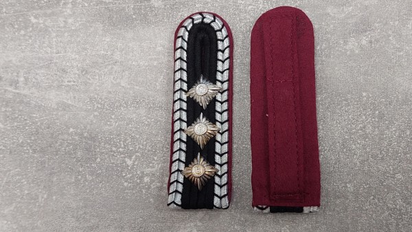 Feuerwehr Brandenburg Schulterstücke Erster Hauptfeuerwehrmann