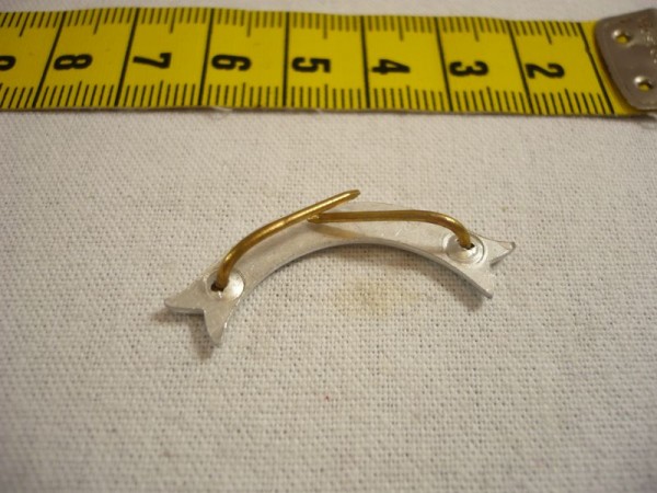 Niedersachsen: Mützenabzeichen Feuerwehr Banderole, R.B.Lüneburg