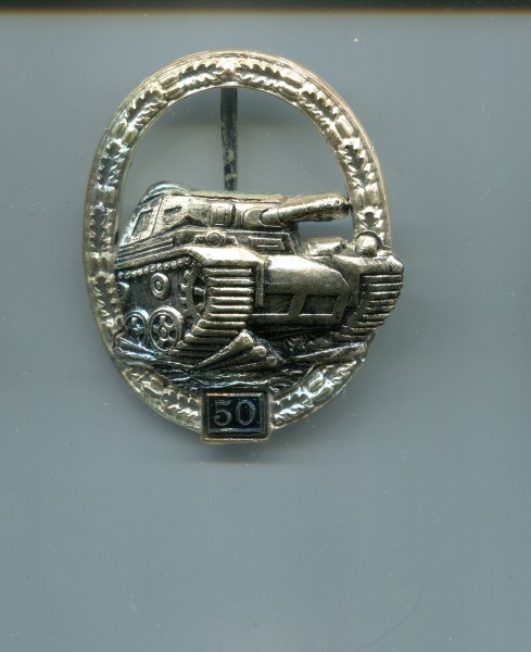 Orden 1939 / 1957 Panzerkampfabzeichen in Silber mit Einsatzzahl 50