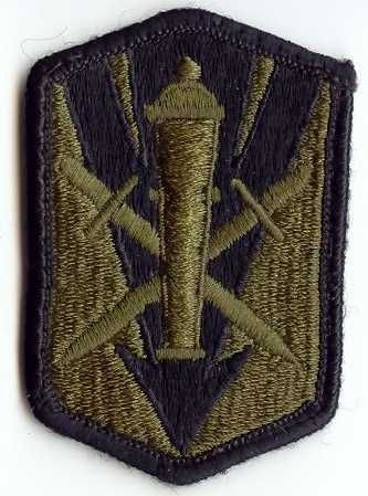 Armabzeichen 214th Field Arty. Brigade, tarnfarben ( OD )