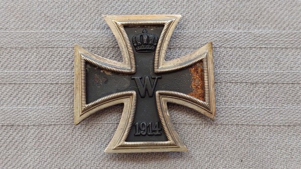 Eisernes Kreuz 1.Klasse 1914 Preussen, dreiteilig, Rückseitig 4 Ösen