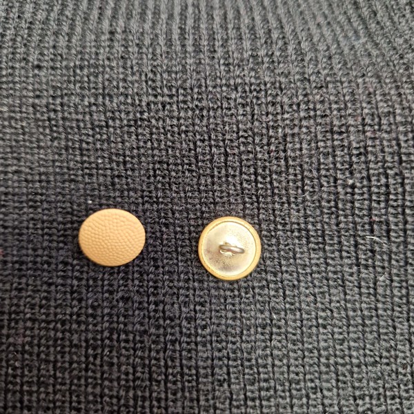 Wehrmacht Knopf lange Öse Khaki 12mm - grob gekörnt